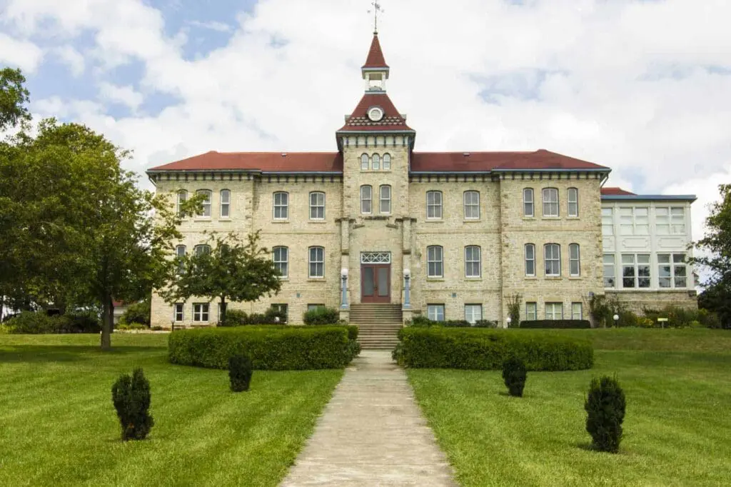 Centre-Wellington-Guide-Graphic-Museum